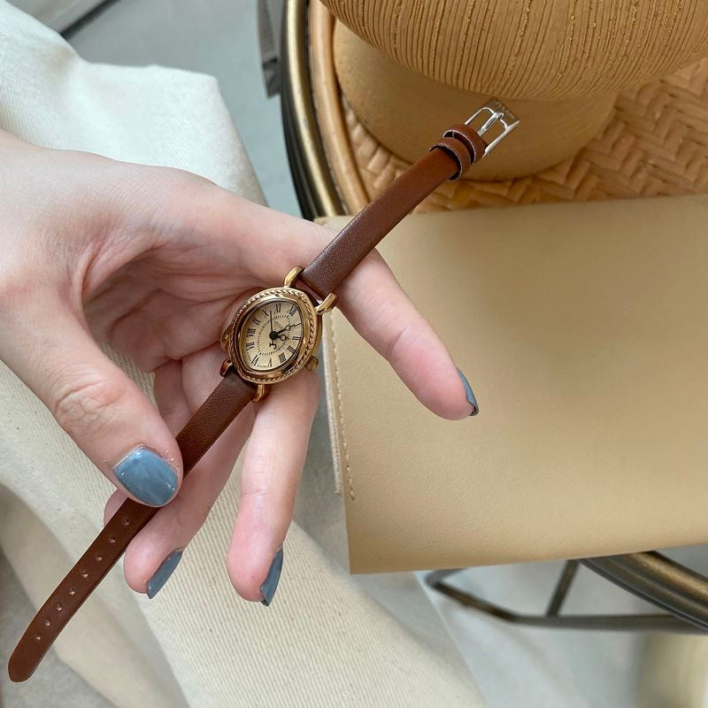 Vintage Brown Bucket-Shaped Leather Watch