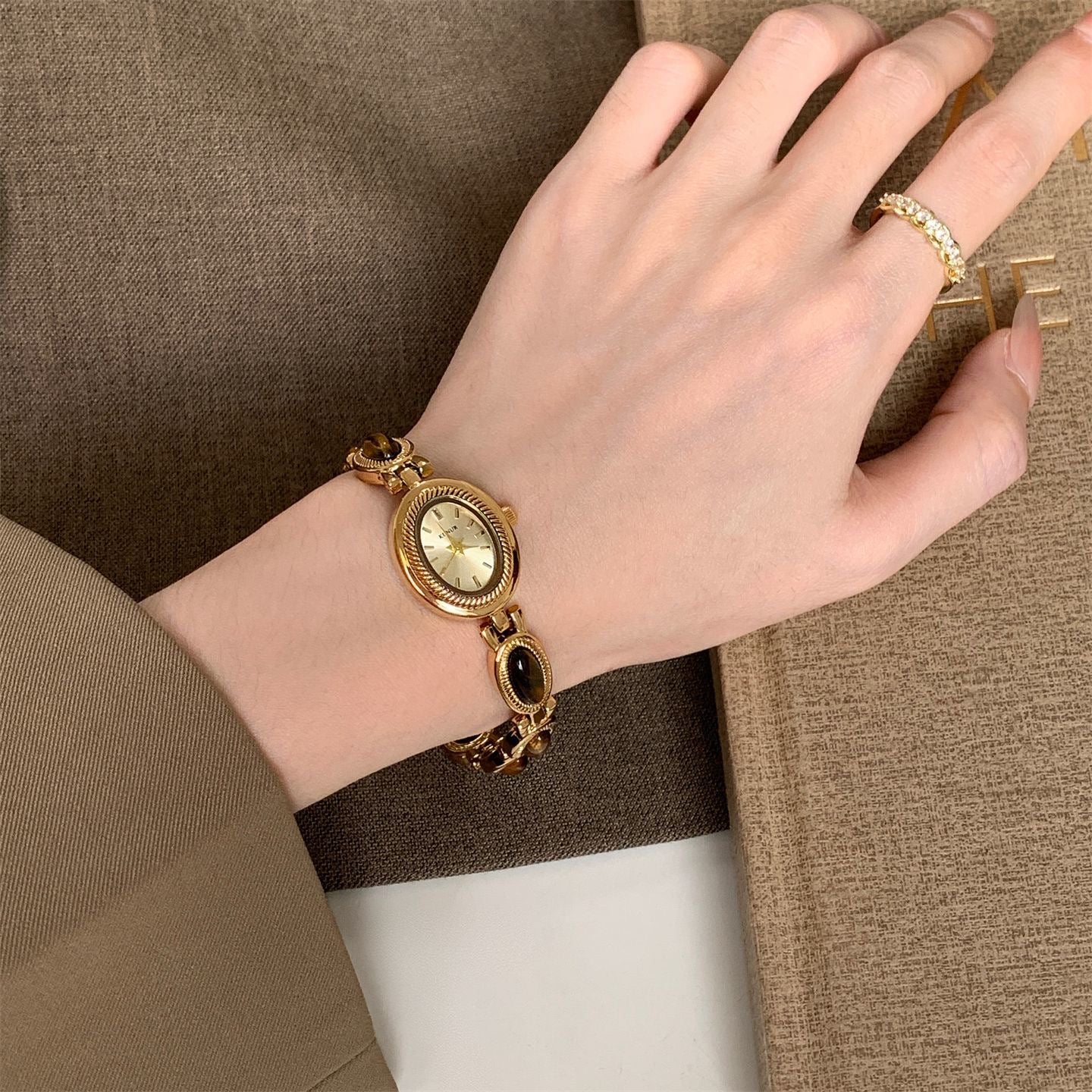 Vintage Natural Tiger’s Eye Stone Bracelet Watch