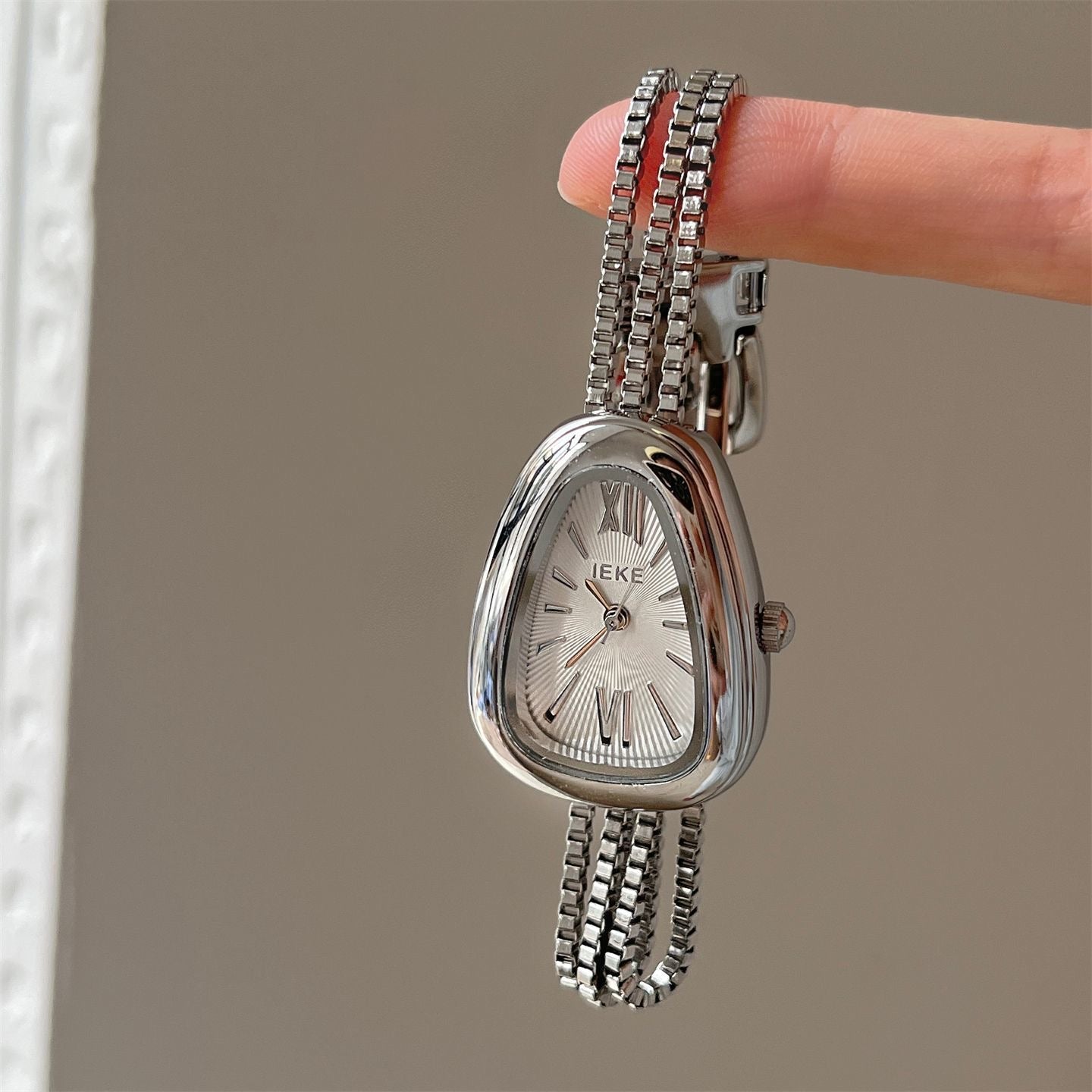 Classic Gold/Silver Snake Head Chain Watch for Women