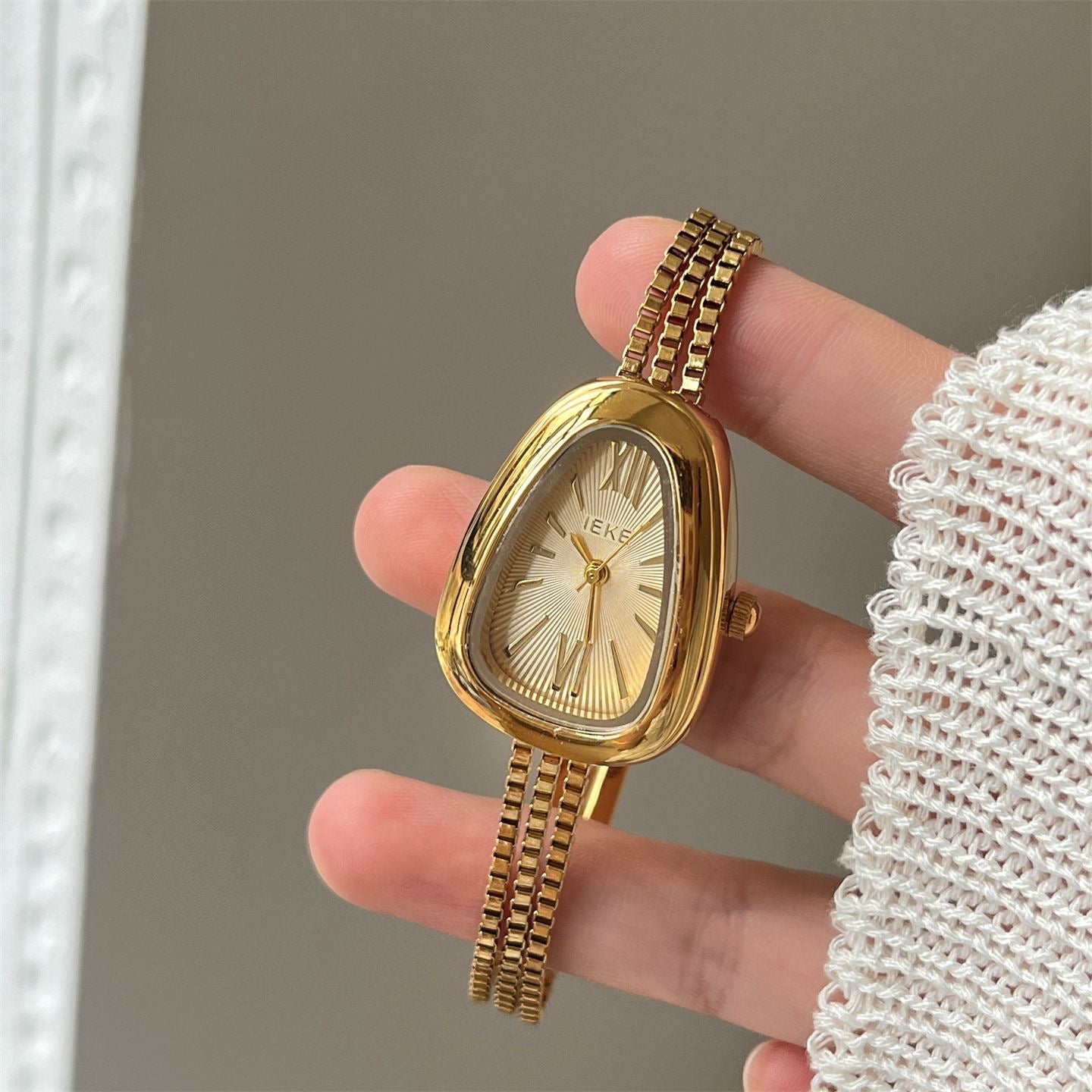 Classic Gold/Silver Snake Head Chain Watch for Women