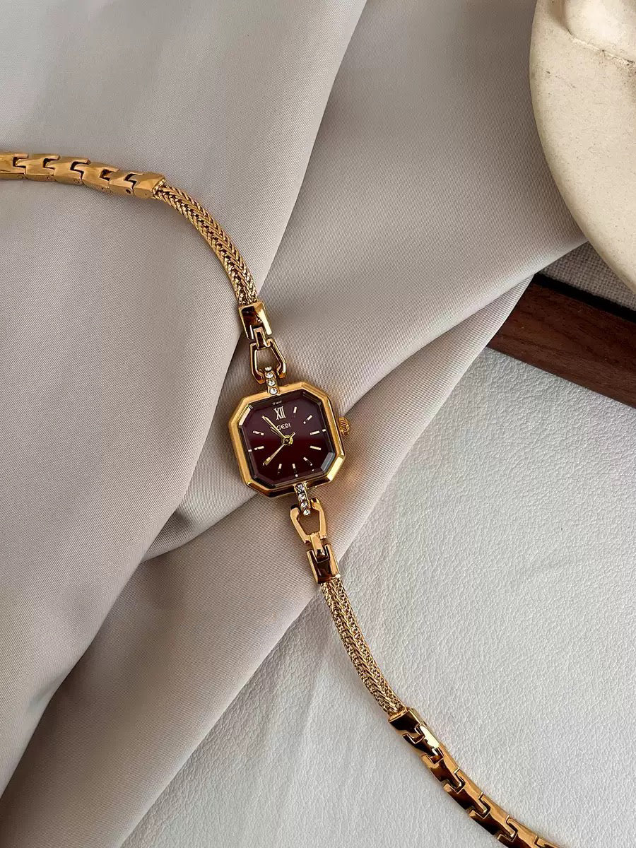 Chic Round Small Face Silver/Gold Thin Bracelet Watch