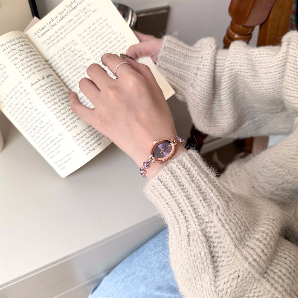 Retro-style oval dial petal bracelet watch