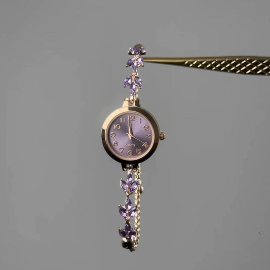 Retro-style oval dial petal bracelet watch