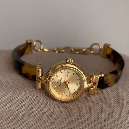 Irregular Resin Small Round Face Bracelet Watch